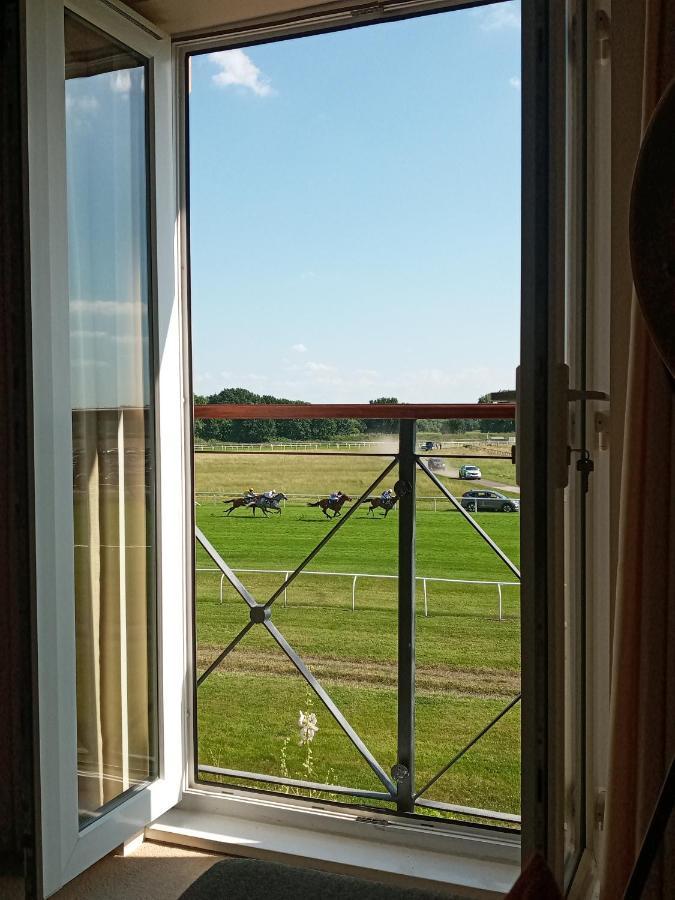 47 Wetherby Way, 3 Bedrooms, Sleeps 6, Easy Walk To Town, Parking, Self Catering, Great View 埃文河畔斯特拉特福 外观 照片