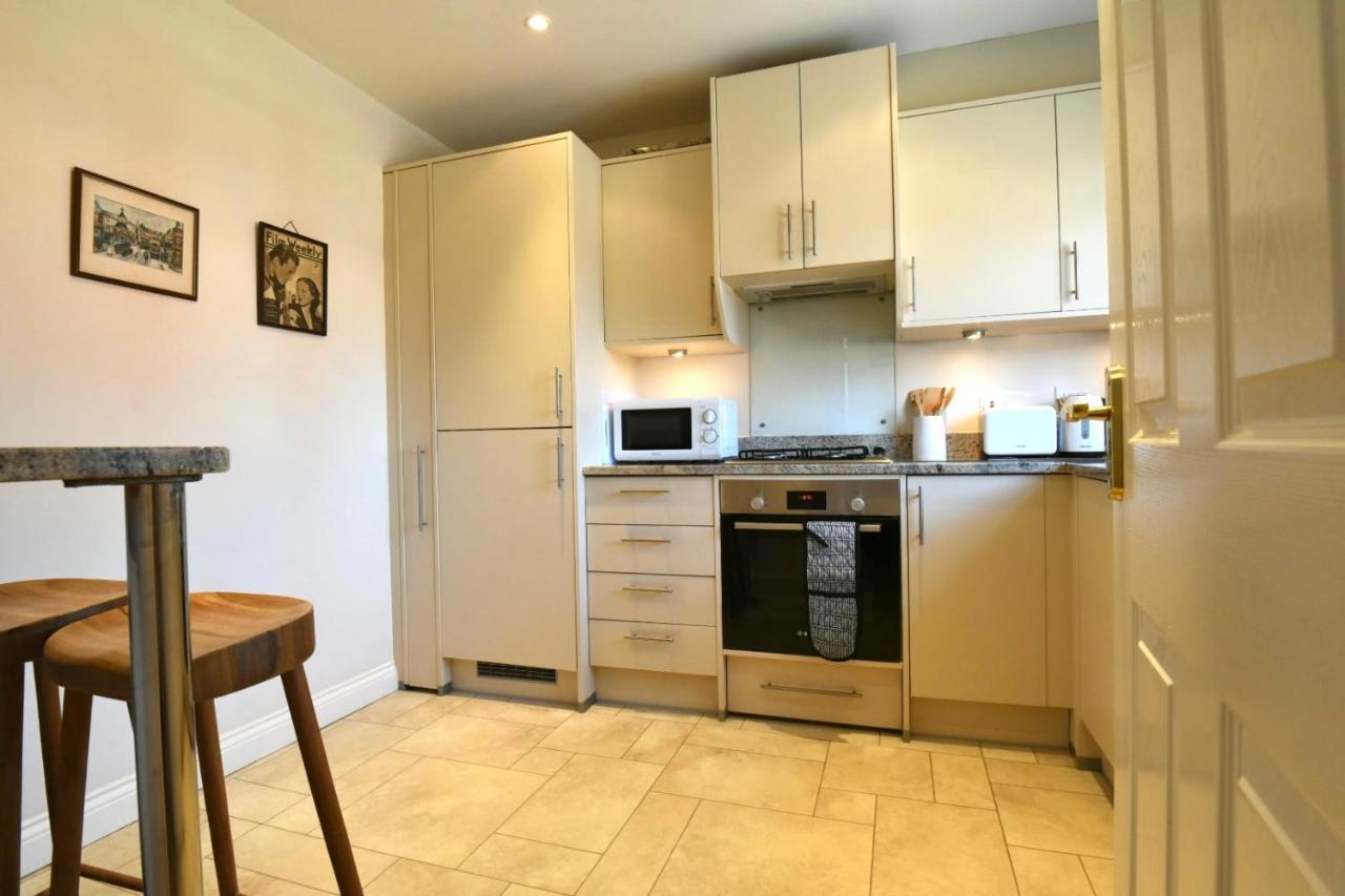 47 Wetherby Way, 3 Bedrooms, Sleeps 6, Easy Walk To Town, Parking, Self Catering, Great View 埃文河畔斯特拉特福 外观 照片