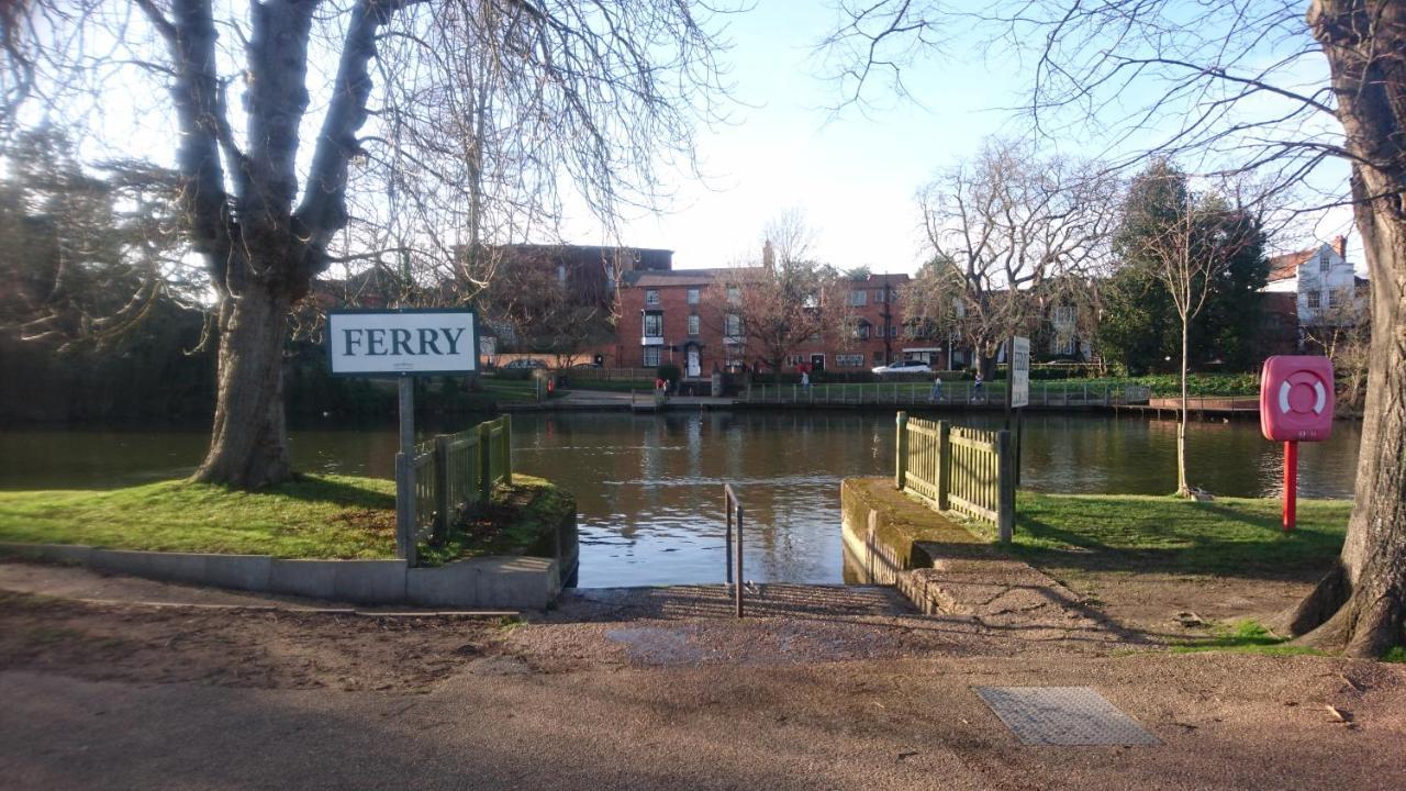47 Wetherby Way, 3 Bedrooms, Sleeps 6, Easy Walk To Town, Parking, Self Catering, Great View 埃文河畔斯特拉特福 外观 照片