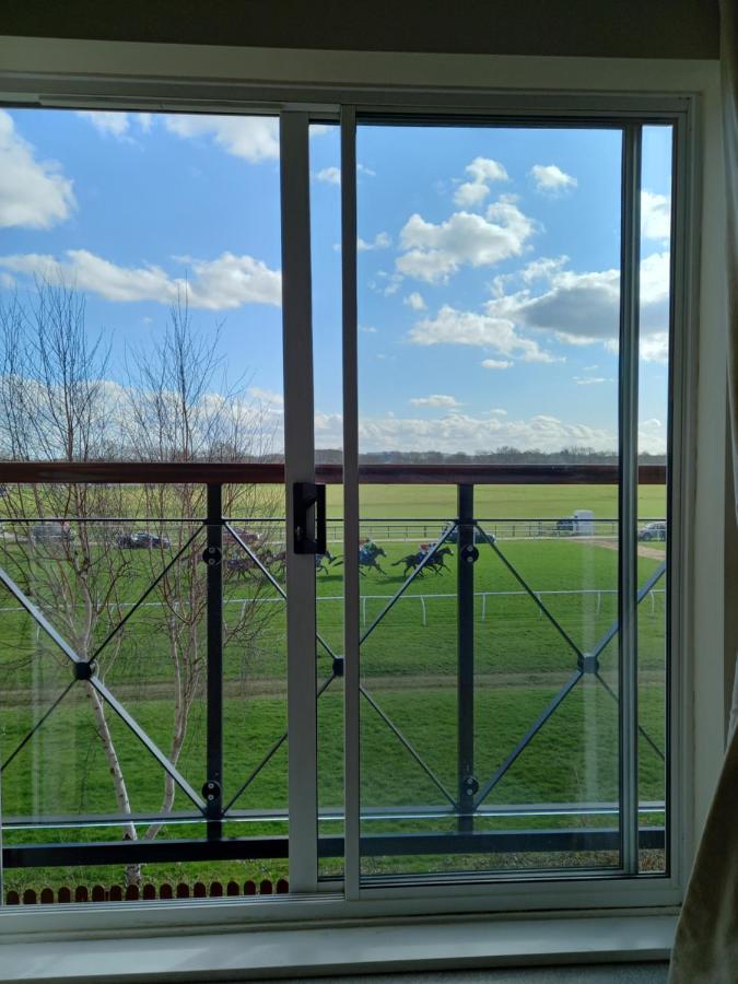 47 Wetherby Way, 3 Bedrooms, Sleeps 6, Easy Walk To Town, Parking, Self Catering, Great View 埃文河畔斯特拉特福 外观 照片