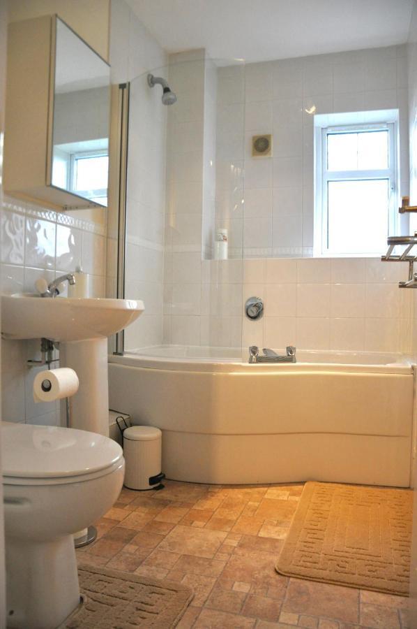 47 Wetherby Way, 3 Bedrooms, Sleeps 6, Easy Walk To Town, Parking, Self Catering, Great View 埃文河畔斯特拉特福 外观 照片